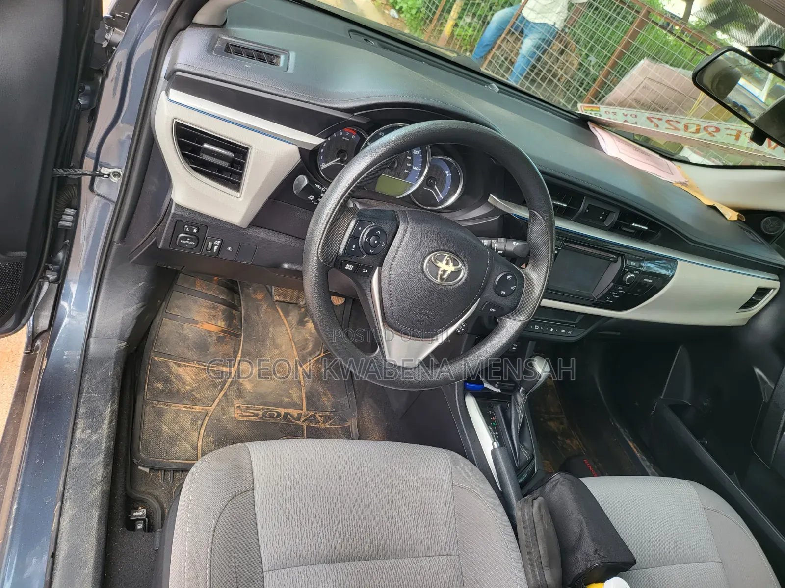 Toyota Corolla 2016 Gray