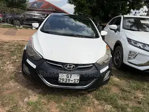 Hyundai Elantra 2013 White
