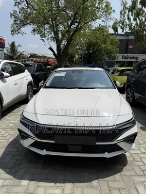 New Hyundai Elantra 2024 White