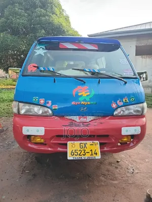 Hyundai H-100 2003 Blue