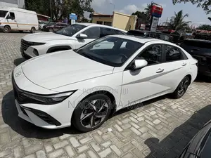 New Hyundai Elantra 2024 White