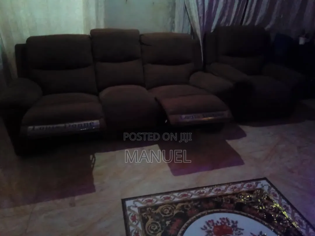 American High Quality Recliner Sofa Chairs 6 Set