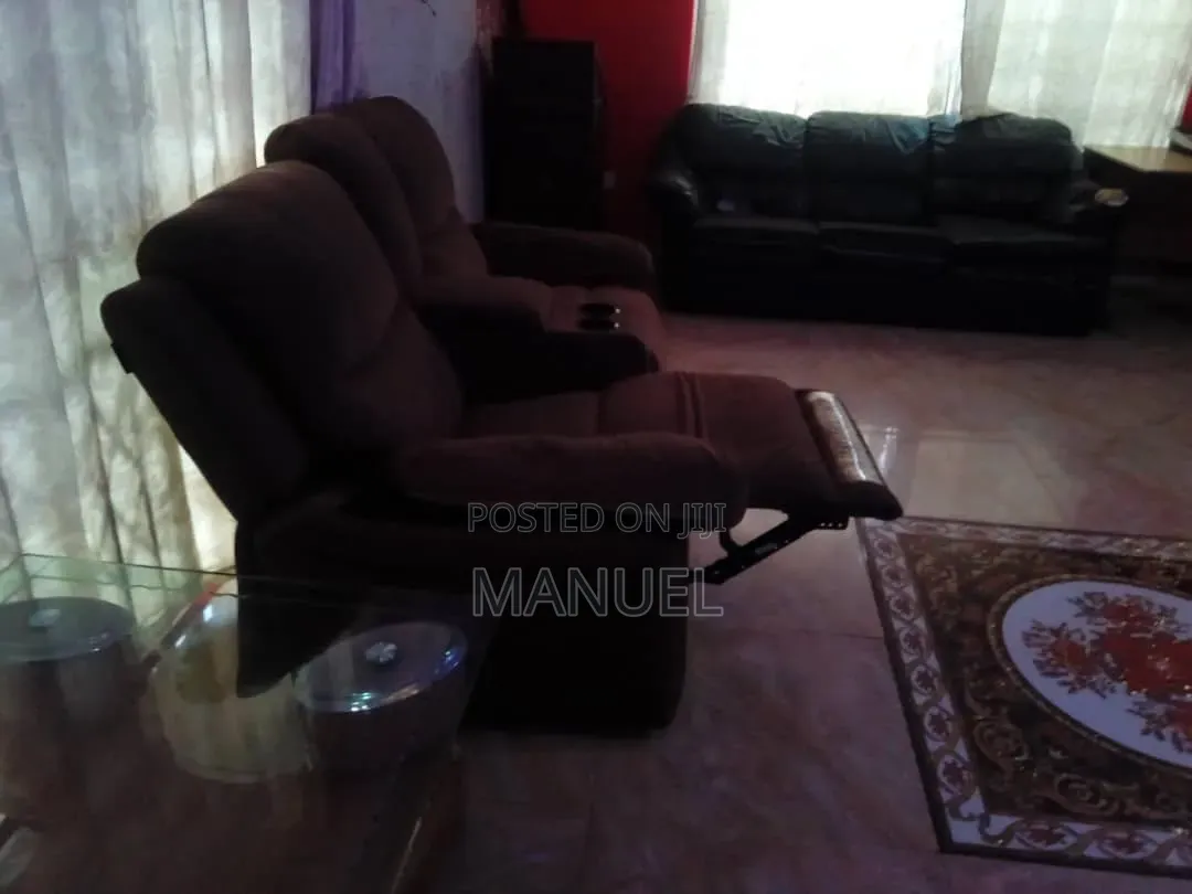American High Quality Recliner Sofa Chairs 6 Set
