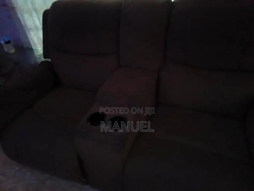 American High Quality Recliner Sofa Chairs 6 Set