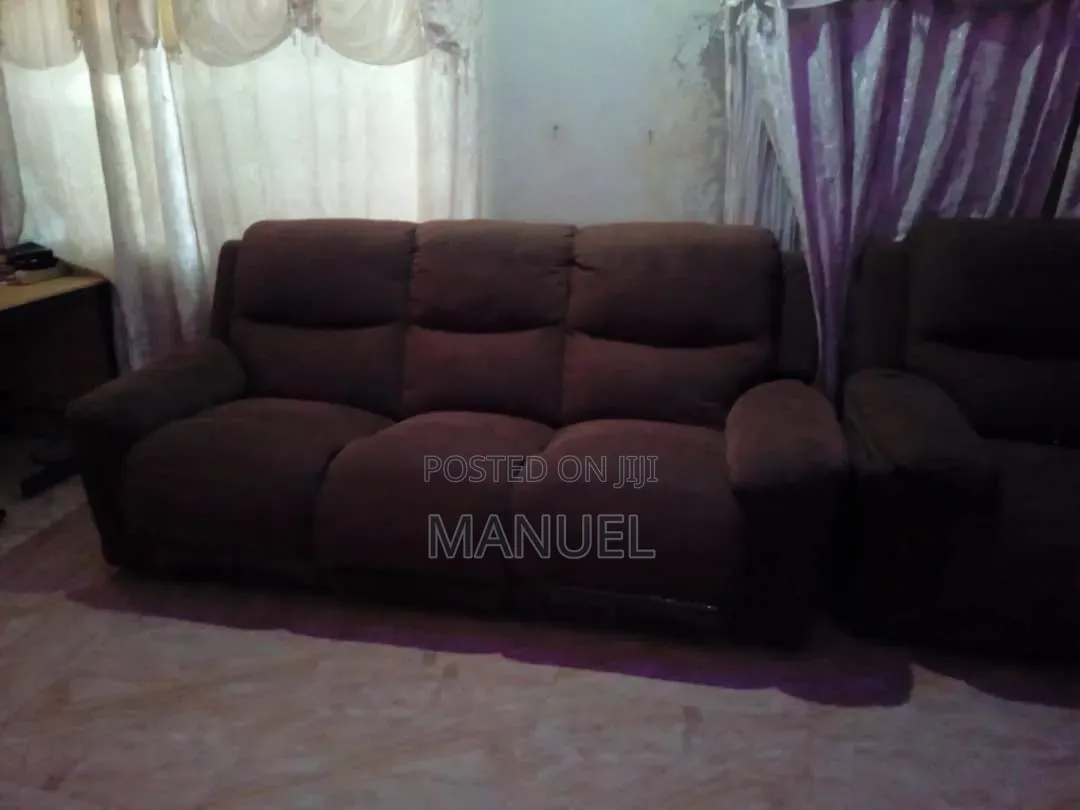 American High Quality Recliner Sofa Chairs 6 Set