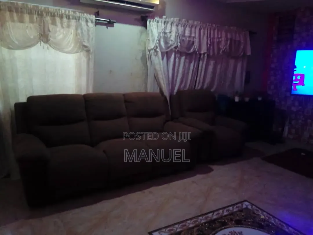 American High Quality Recliner Sofa Chairs 6 Set
