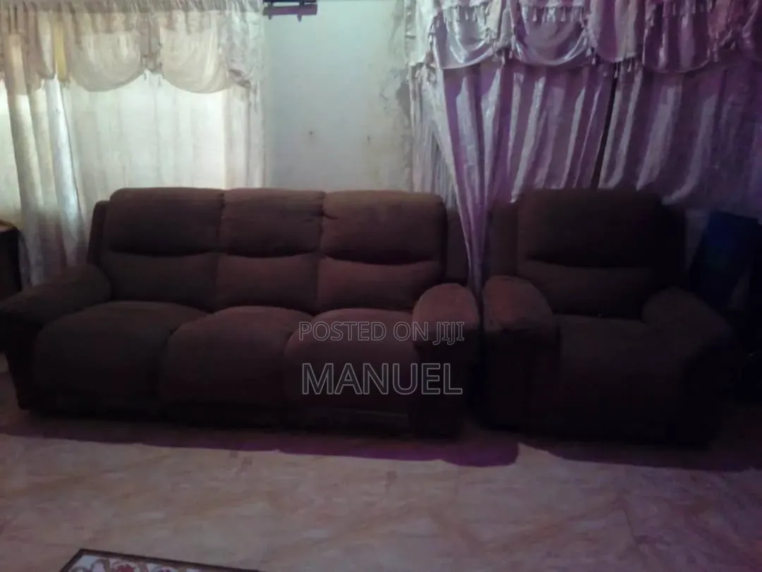 American High Quality Recliner Sofa Chairs 6 Set