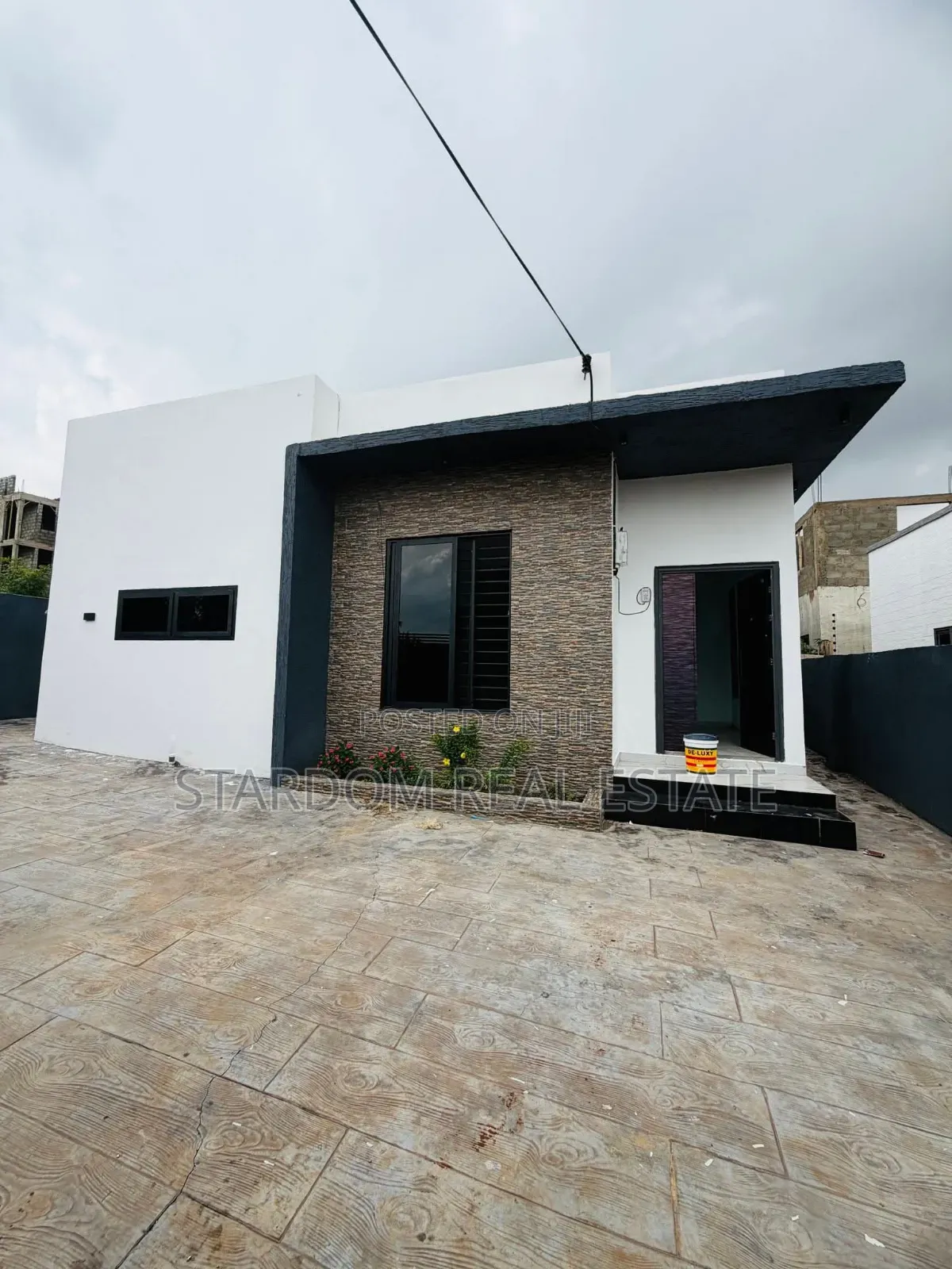 2bdrm Bungalow in East Legon Hills, Boundary Road Area for sale