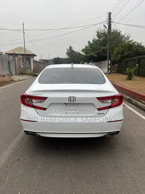 Honda Accord Touring 2018 White