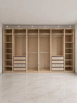 Wardrobes With Storage