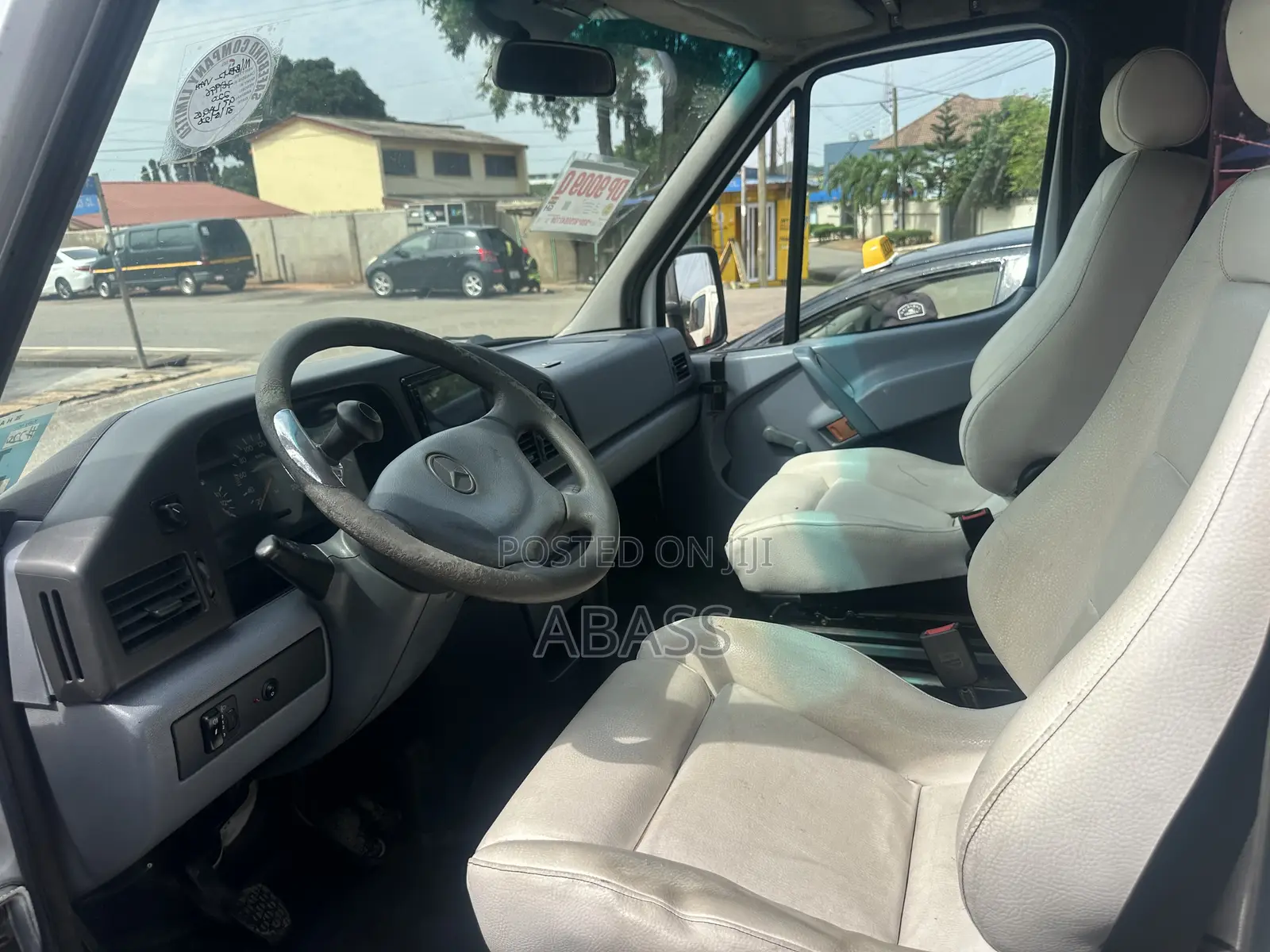Mercedes-Benz Sprinter 1999 White