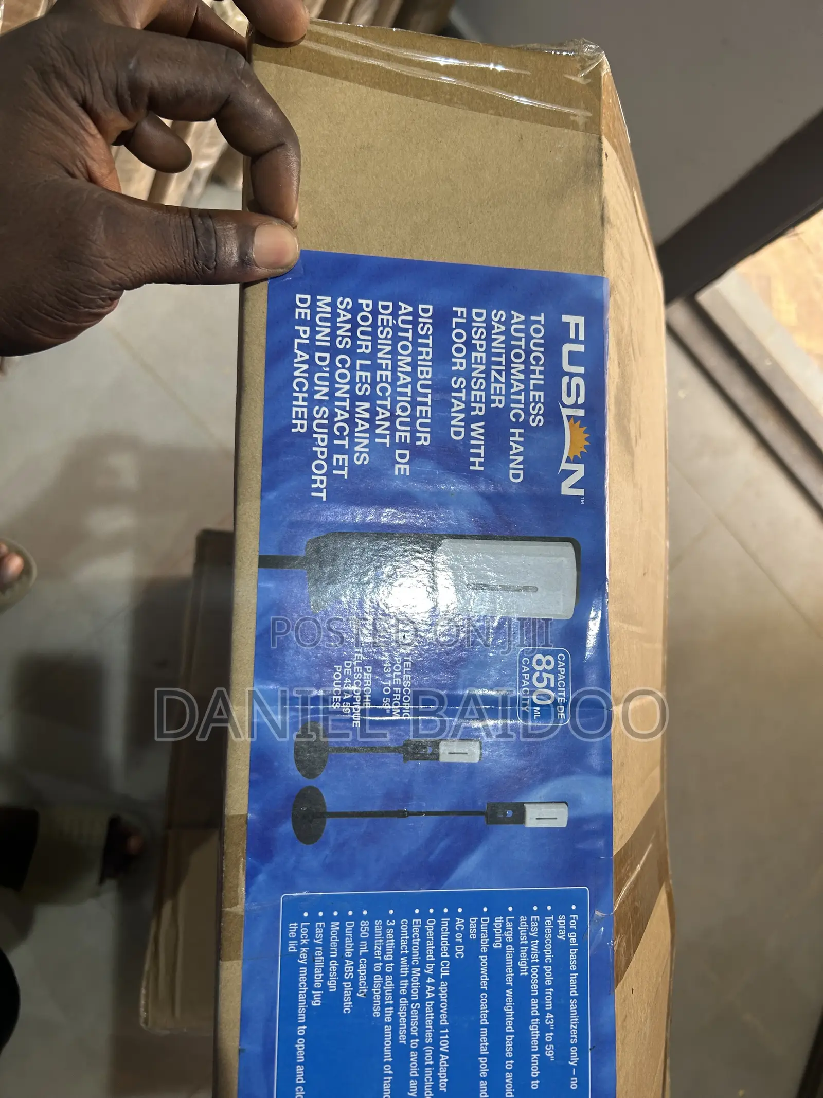 Universal Automatic Dispenser With Stand