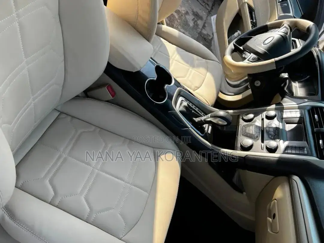 Ford Fusion S FWD 2016 White