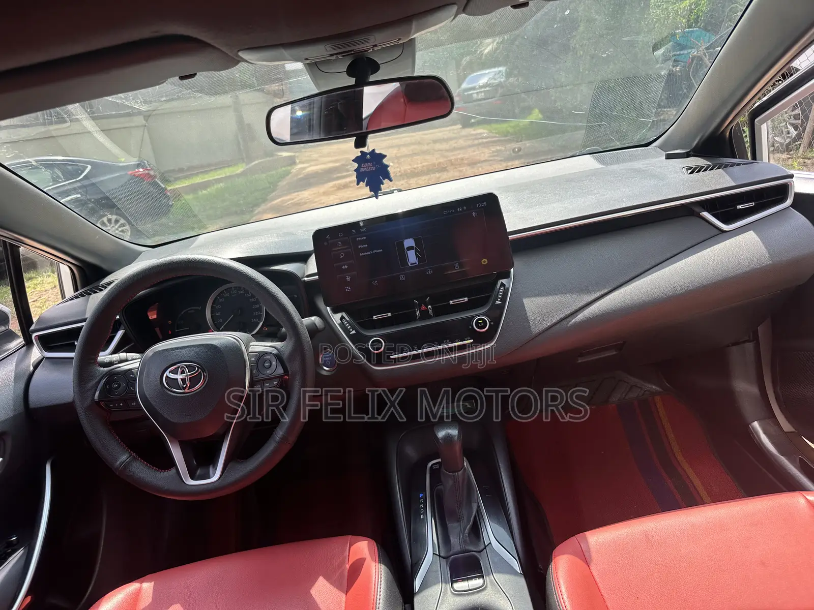 Toyota Corolla SE 2023 White