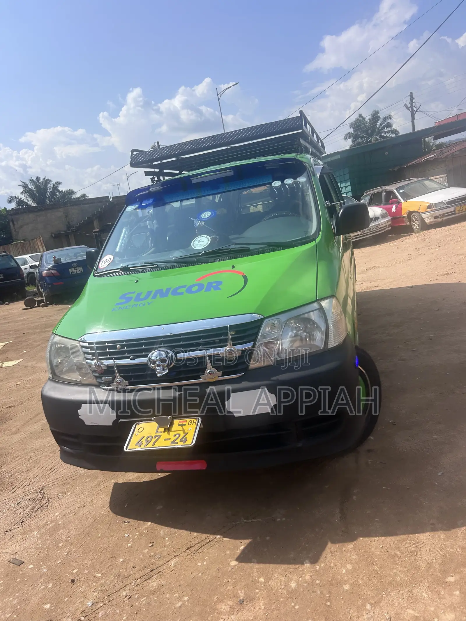 Toyota HiAce 2010 Green