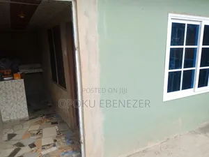 Mini Flat in Aputuogya Nkwanta, Bosomtwe for rent