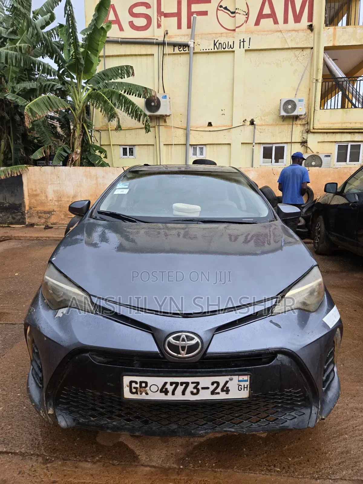 Toyota Corolla L 4dr Sedan (1.8L 4cyl 4A) 2014 Gray