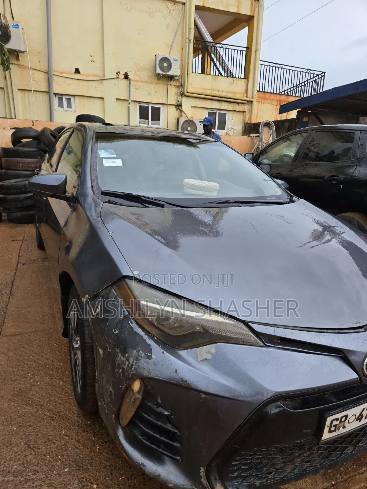 Toyota Corolla L 4dr Sedan (1.8L 4cyl 4A) 2014 Gray