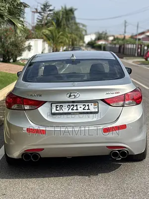 Hyundai Avante 2010 Silver