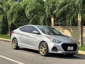 Hyundai Avante 2010 Silver