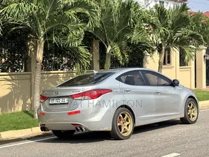 Hyundai Avante 2010 Silver