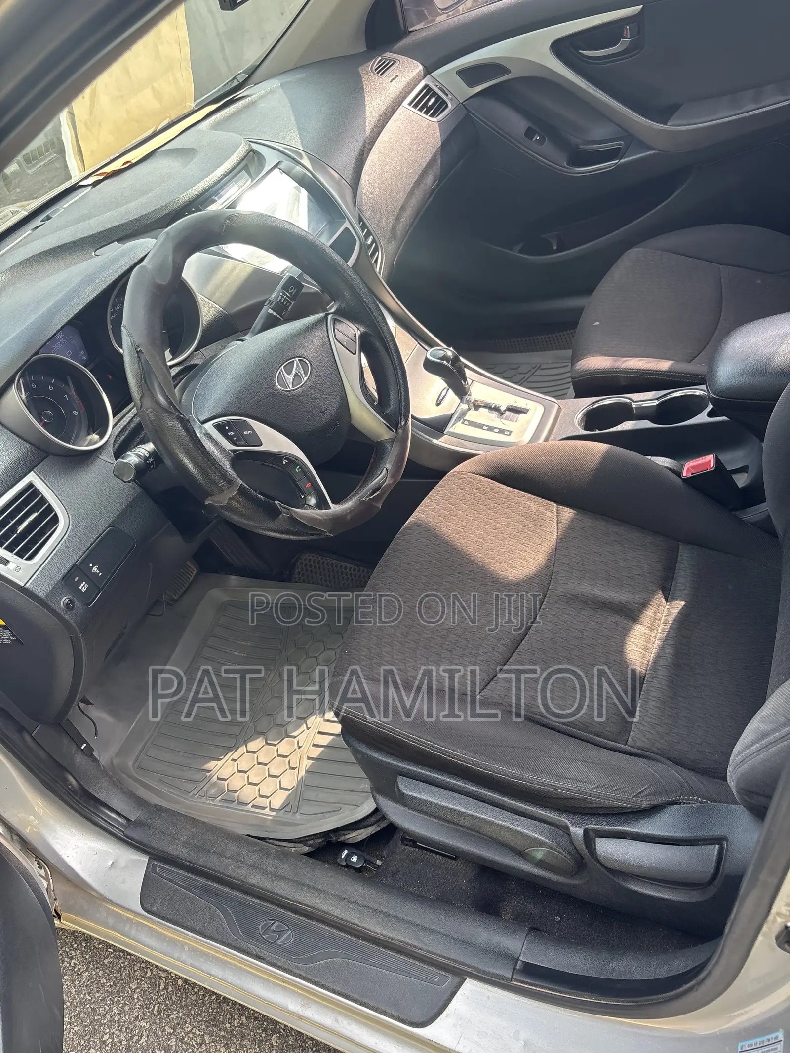 Hyundai Avante 2010 Silver