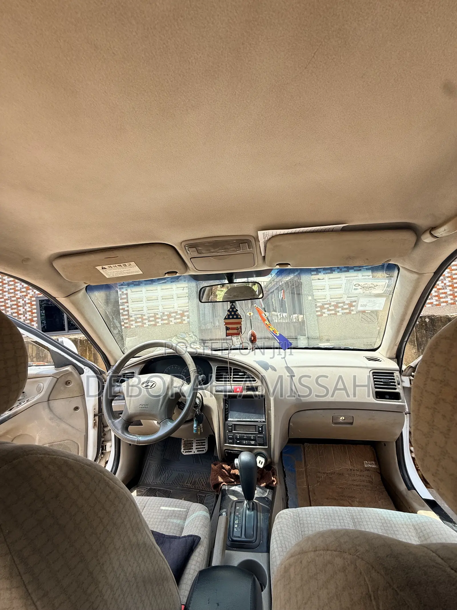 Hyundai Elantra GT 2002 White