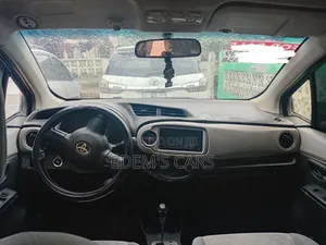 Toyota Vitz 2014 Black