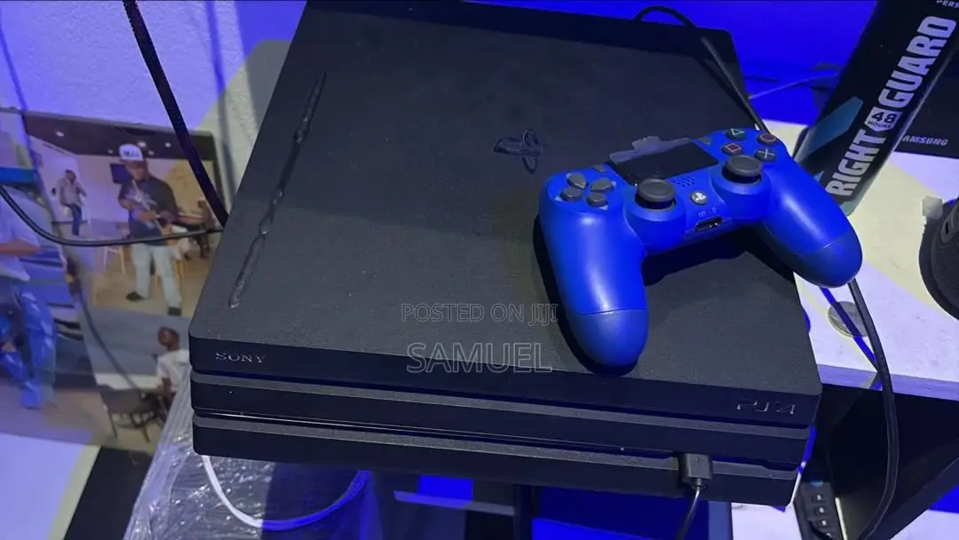 Play Staion 4 Pro