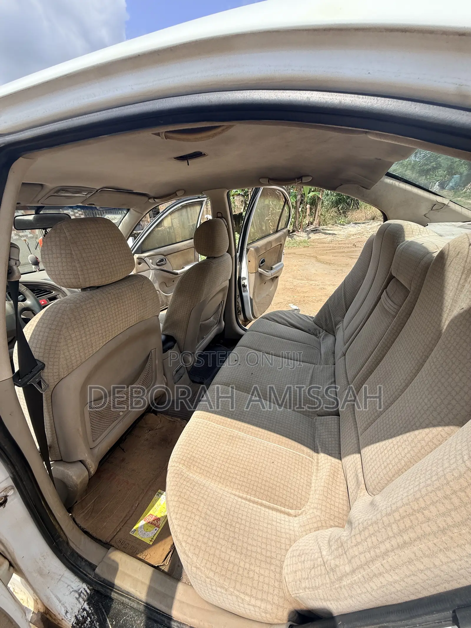 Hyundai Elantra GT 2002 White