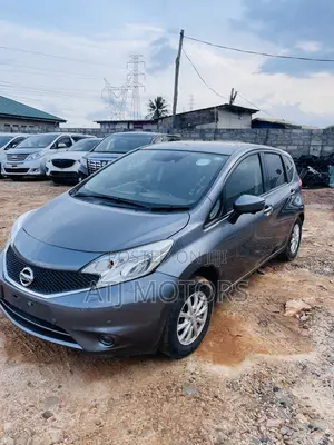 Honda Fit EX 4dr Hatchback (1.5L 4cyl CVT) 2015 Gray