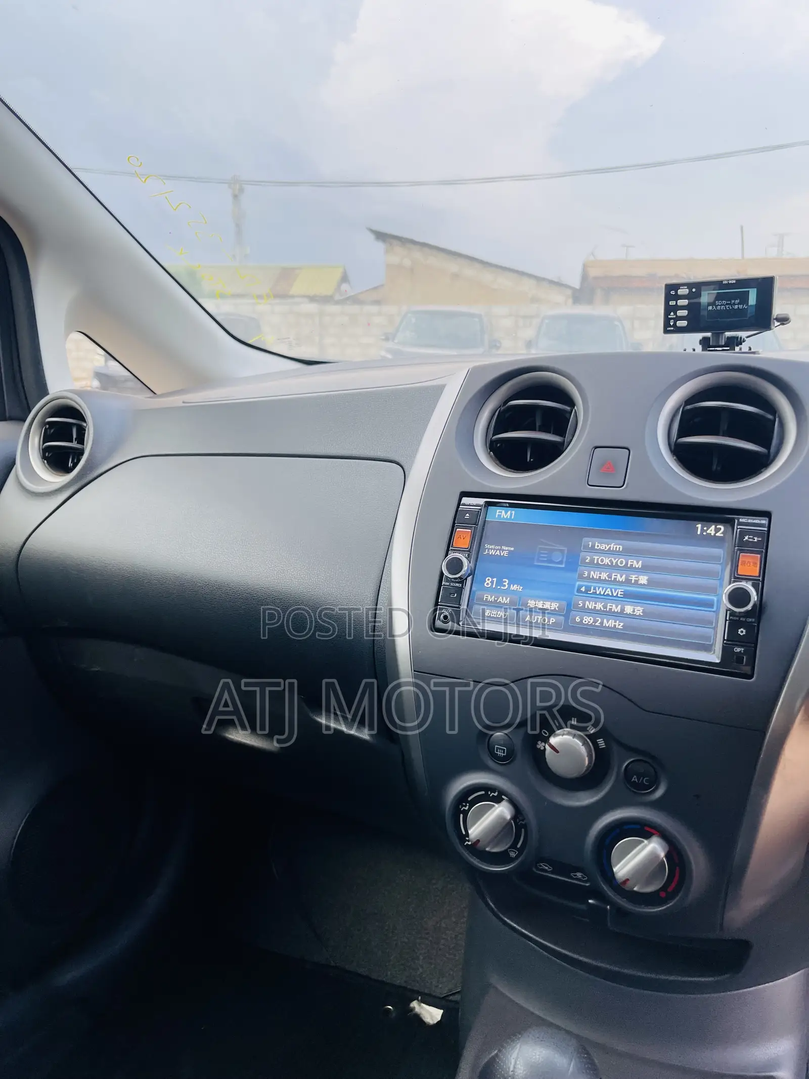 Honda Fit EX 4dr Hatchback (1.5L 4cyl CVT) 2015 Gray