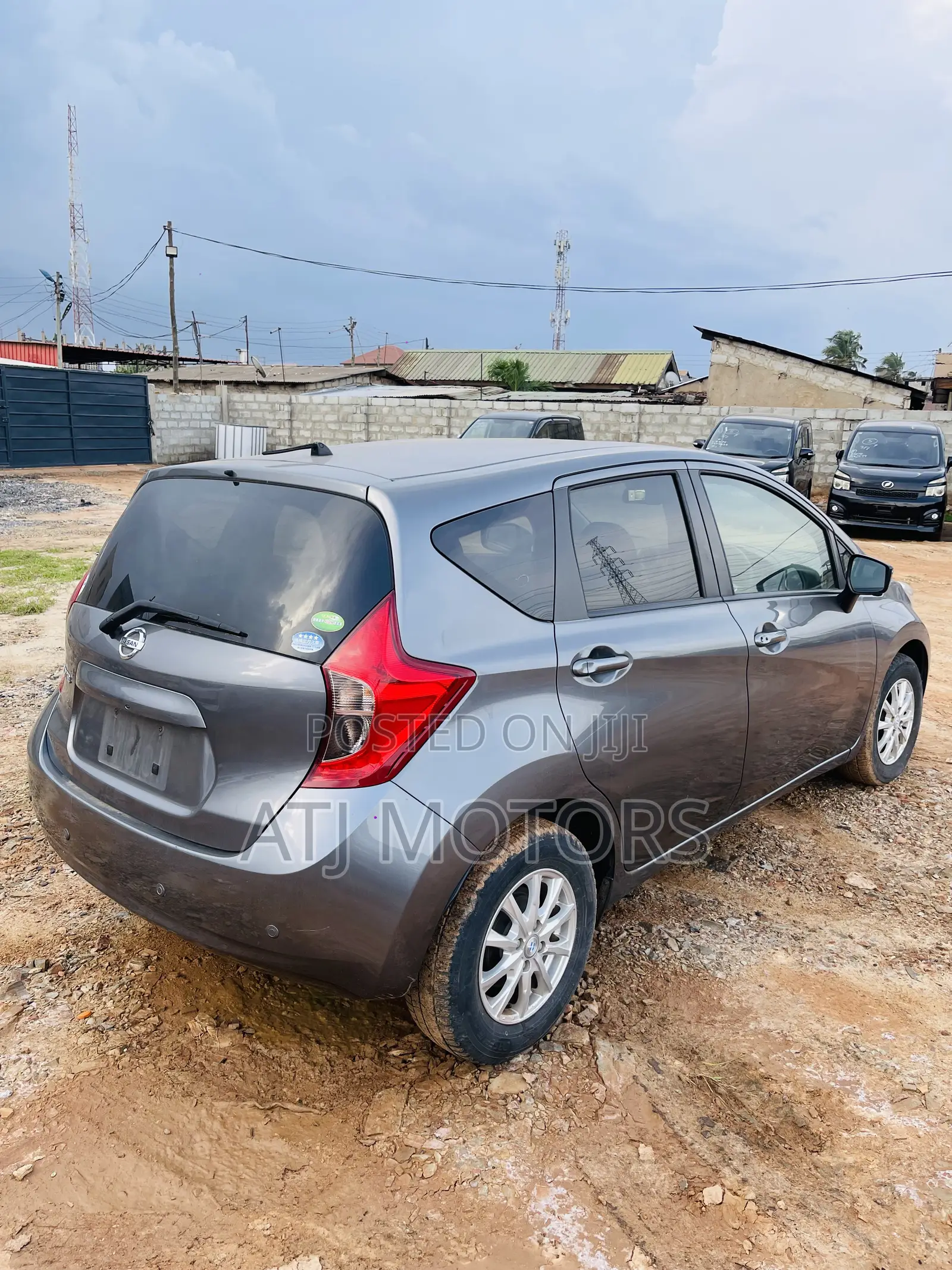 Honda Fit EX 4dr Hatchback (1.5L 4cyl CVT) 2015 Gray
