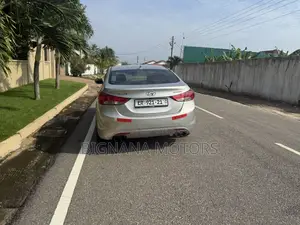 Hyundai Avante 2011 Silver