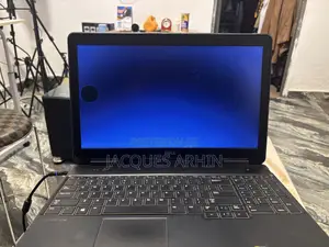 Laptop Dell Latitude e5540 8GB Intel Core i5 SSD 140GB