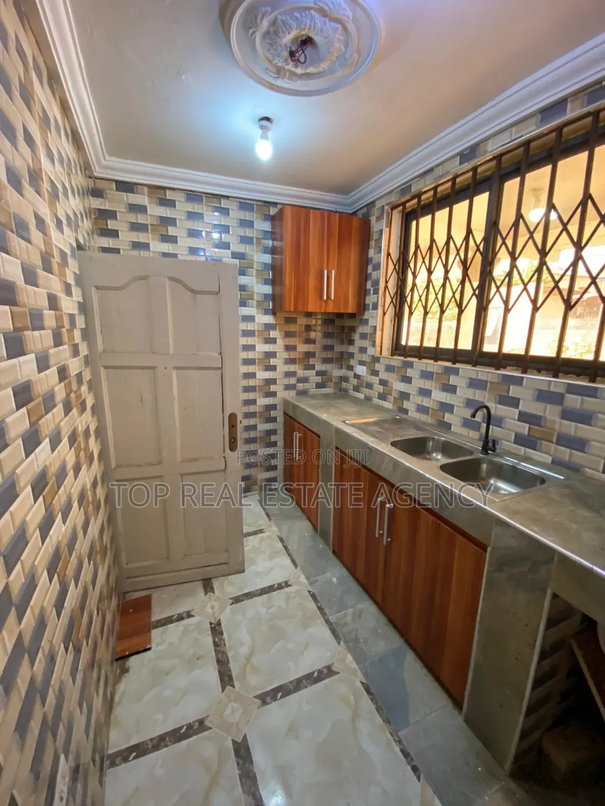 2bdrm Apartment in Pokuase for rent