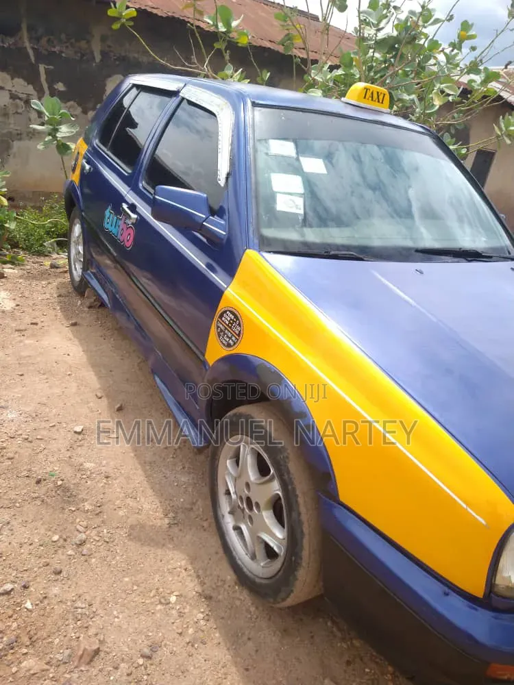 Volkswagen Golf 1999 Blue