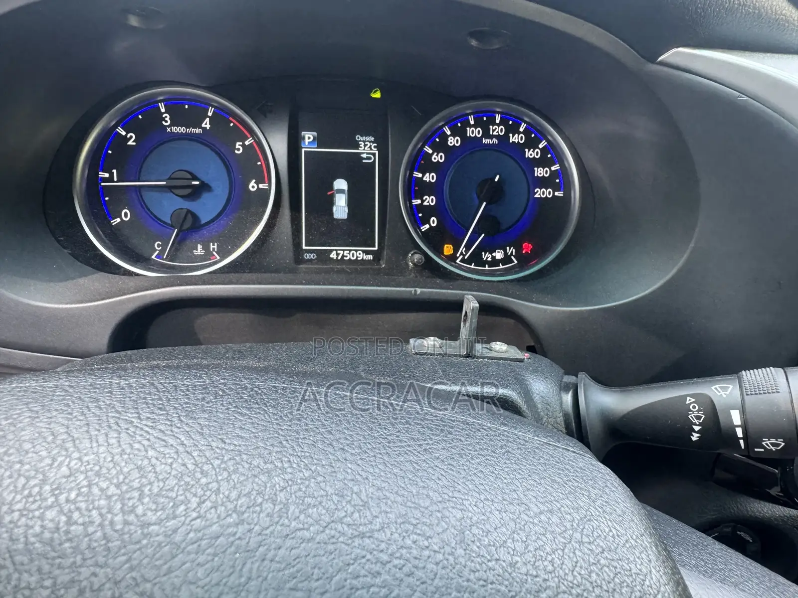 Toyota Hilux 2019 White