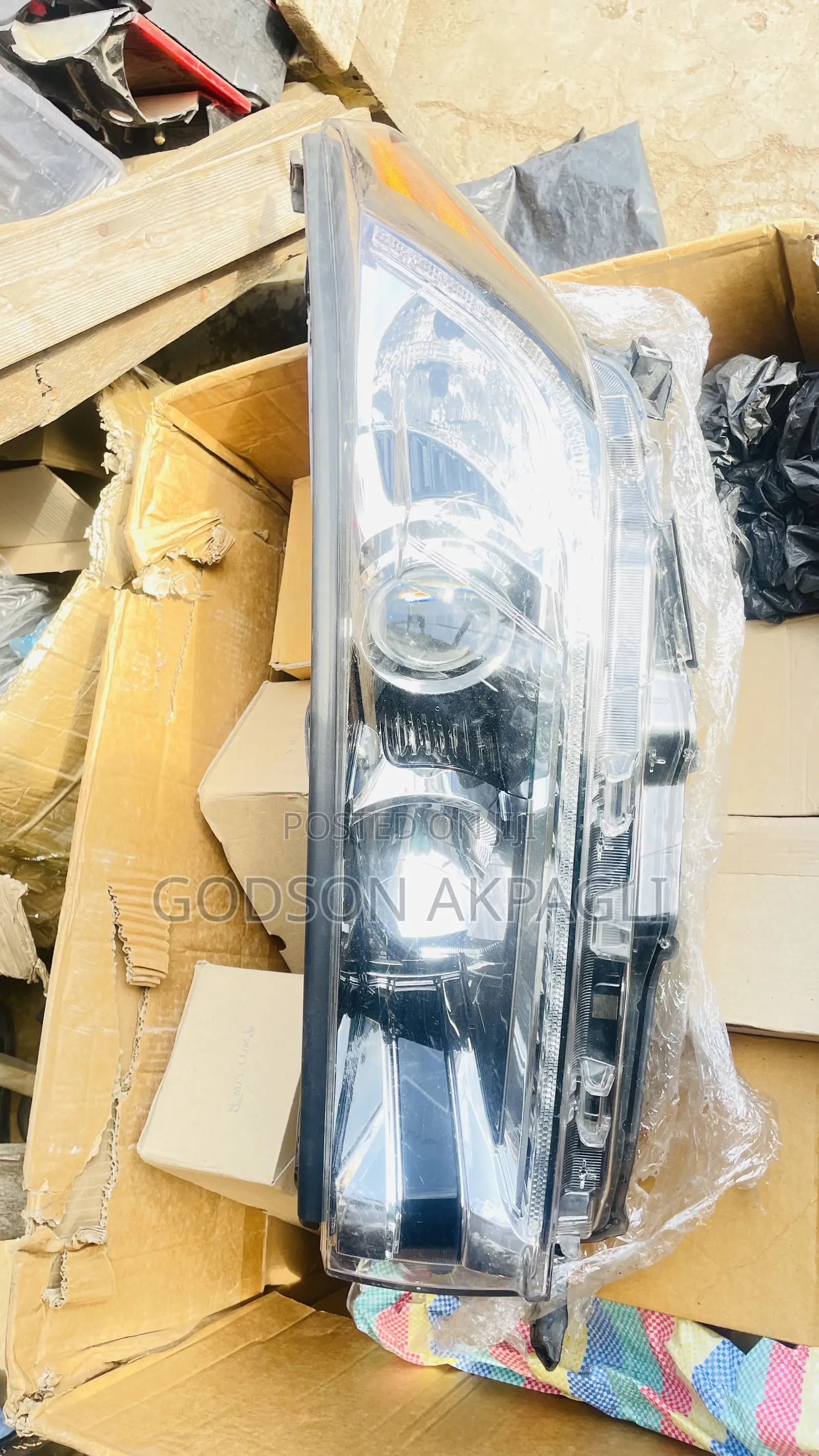 Toyota Highlander Headlights