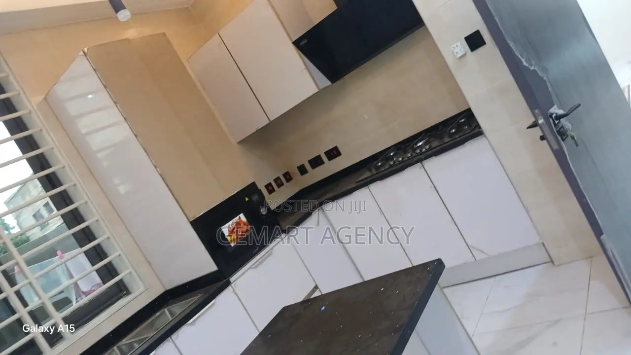 4bdrm Apartment in Aifa Burkina – Mr. for rent