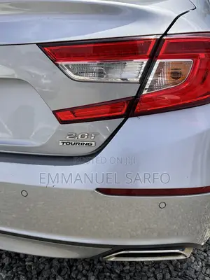 Honda Accord Touring 2.0T 2018 Silver