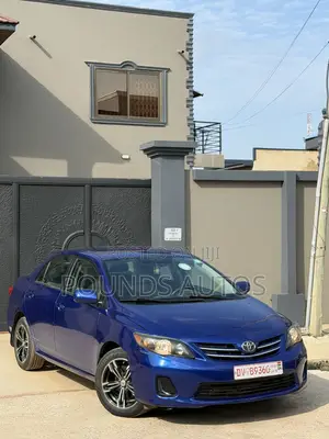 Toyota Corolla LE 4dr Sedan (1.8L 4cyl 4A) 2013 Blue