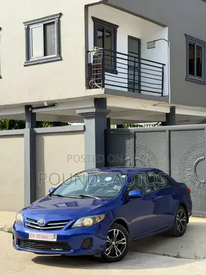 Toyota Corolla LE 4dr Sedan (1.8L 4cyl 4A) 2013 Blue