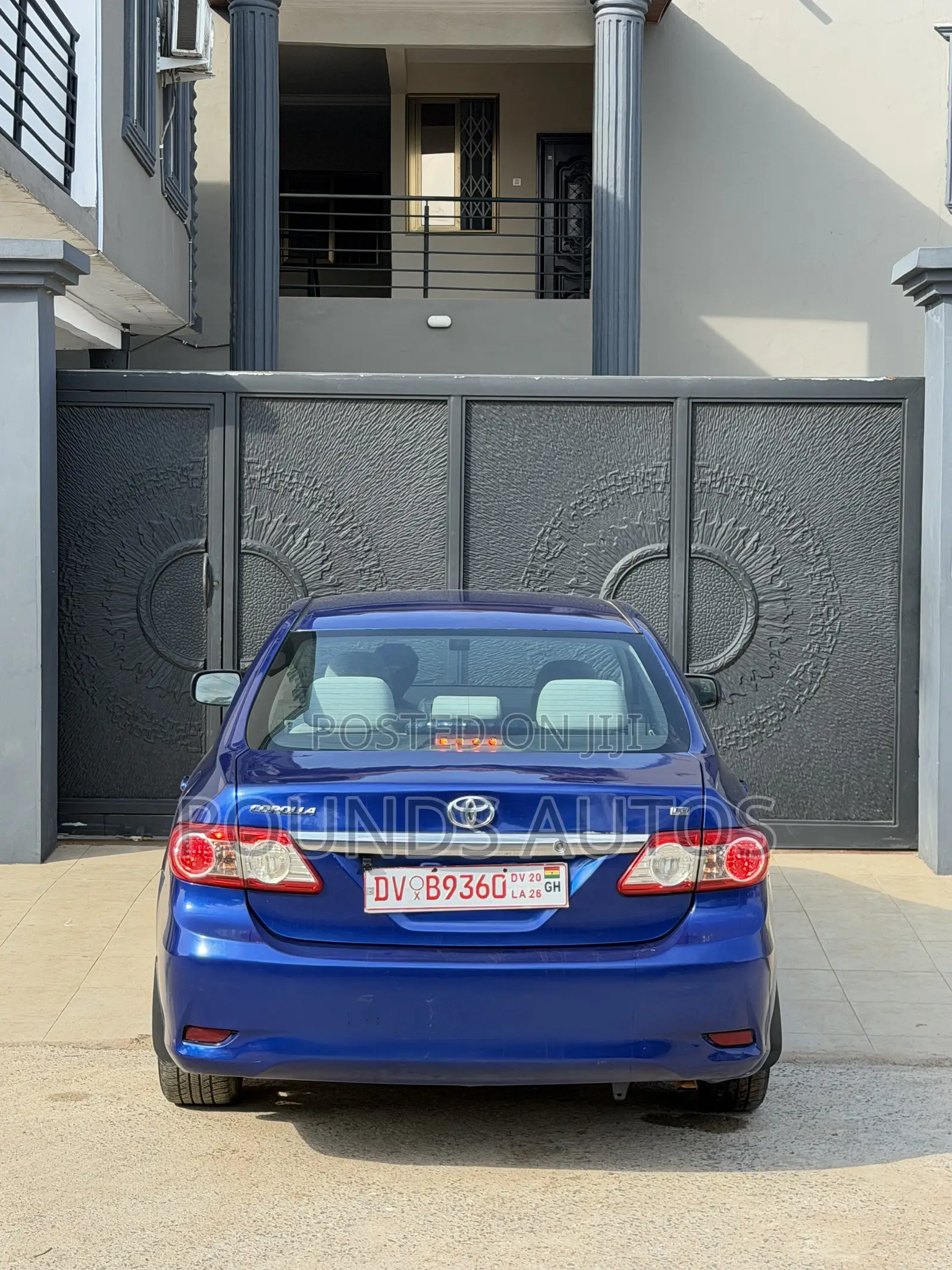 Toyota Corolla LE 4dr Sedan (1.8L 4cyl 4A) 2013 Blue