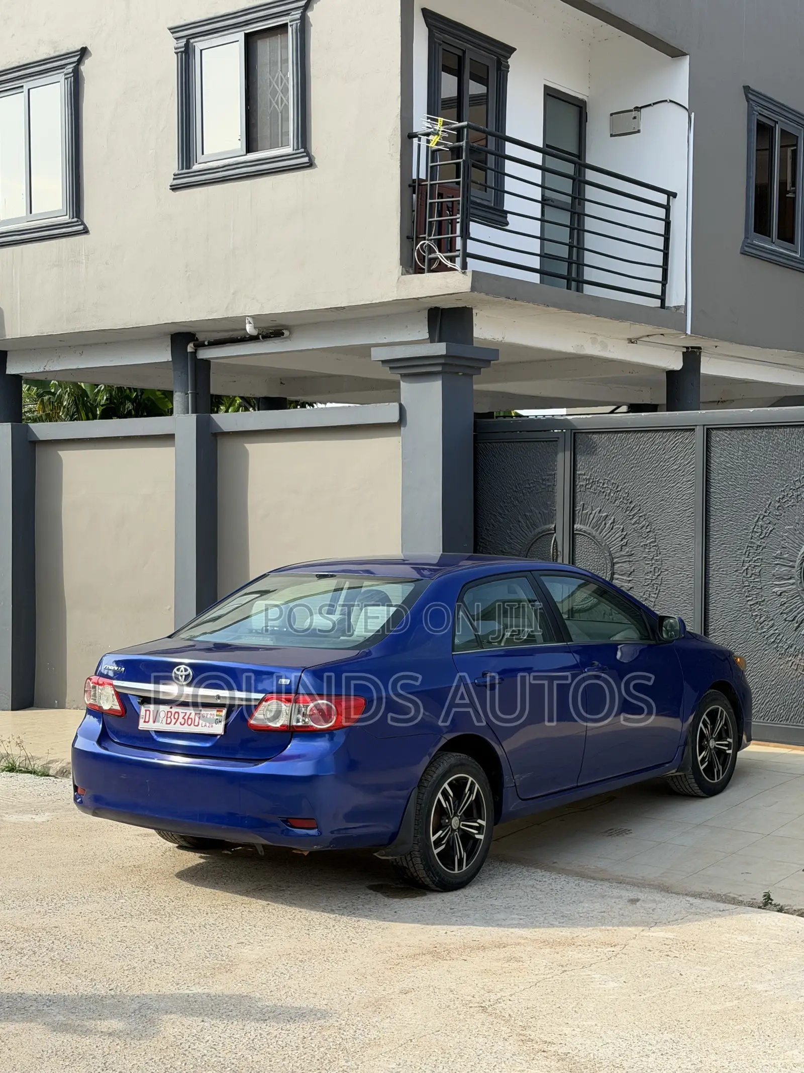Toyota Corolla LE 4dr Sedan (1.8L 4cyl 4A) 2013 Blue