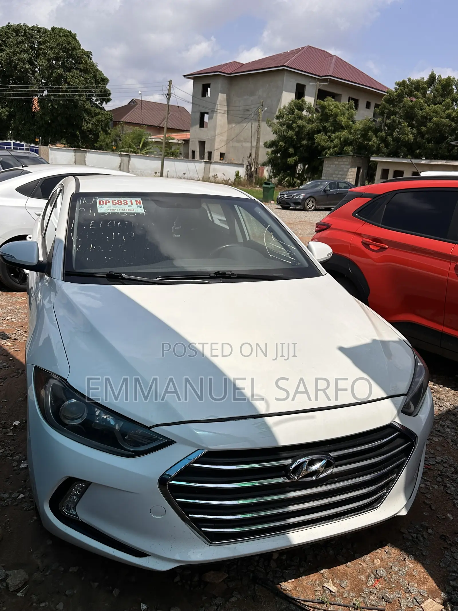 Hyundai Elantra SE Sedan FWD (2.0L 4cyl 6M) 2017 White