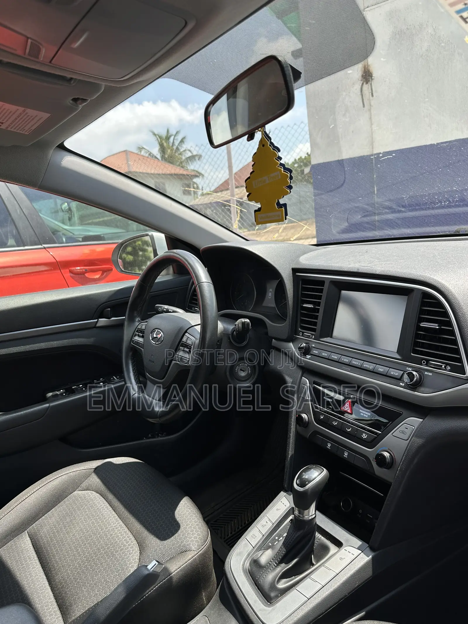 Hyundai Elantra SE Sedan FWD (2.0L 4cyl 6M) 2017 White