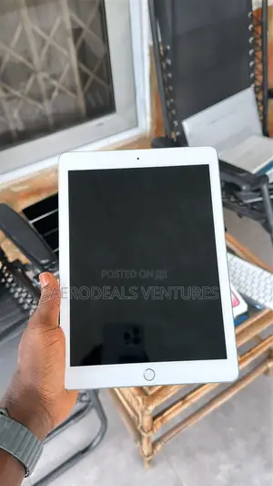 Apple iPad 10.2 (2019) 128 GB Silver