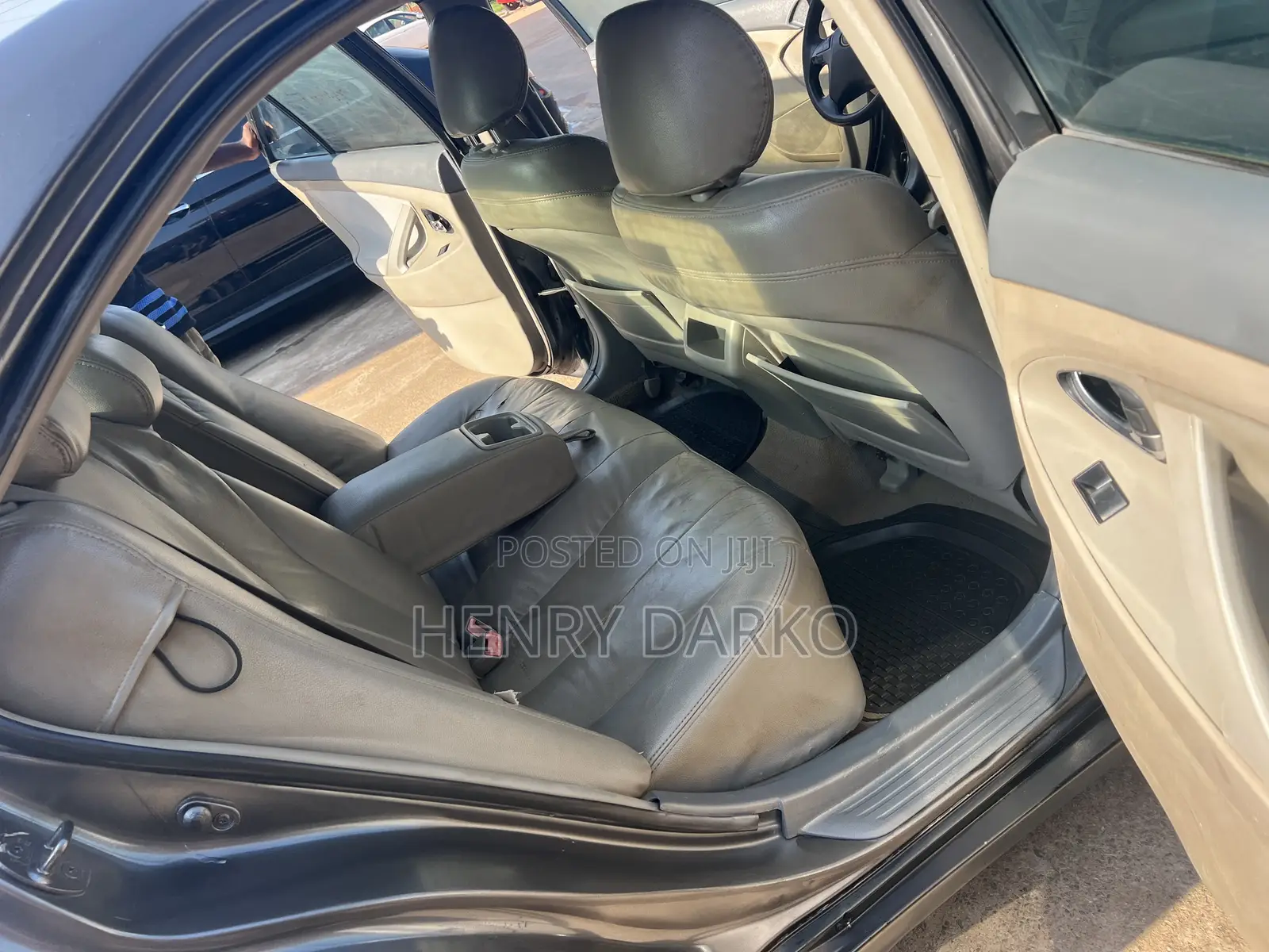 Toyota Camry 2010 Gray