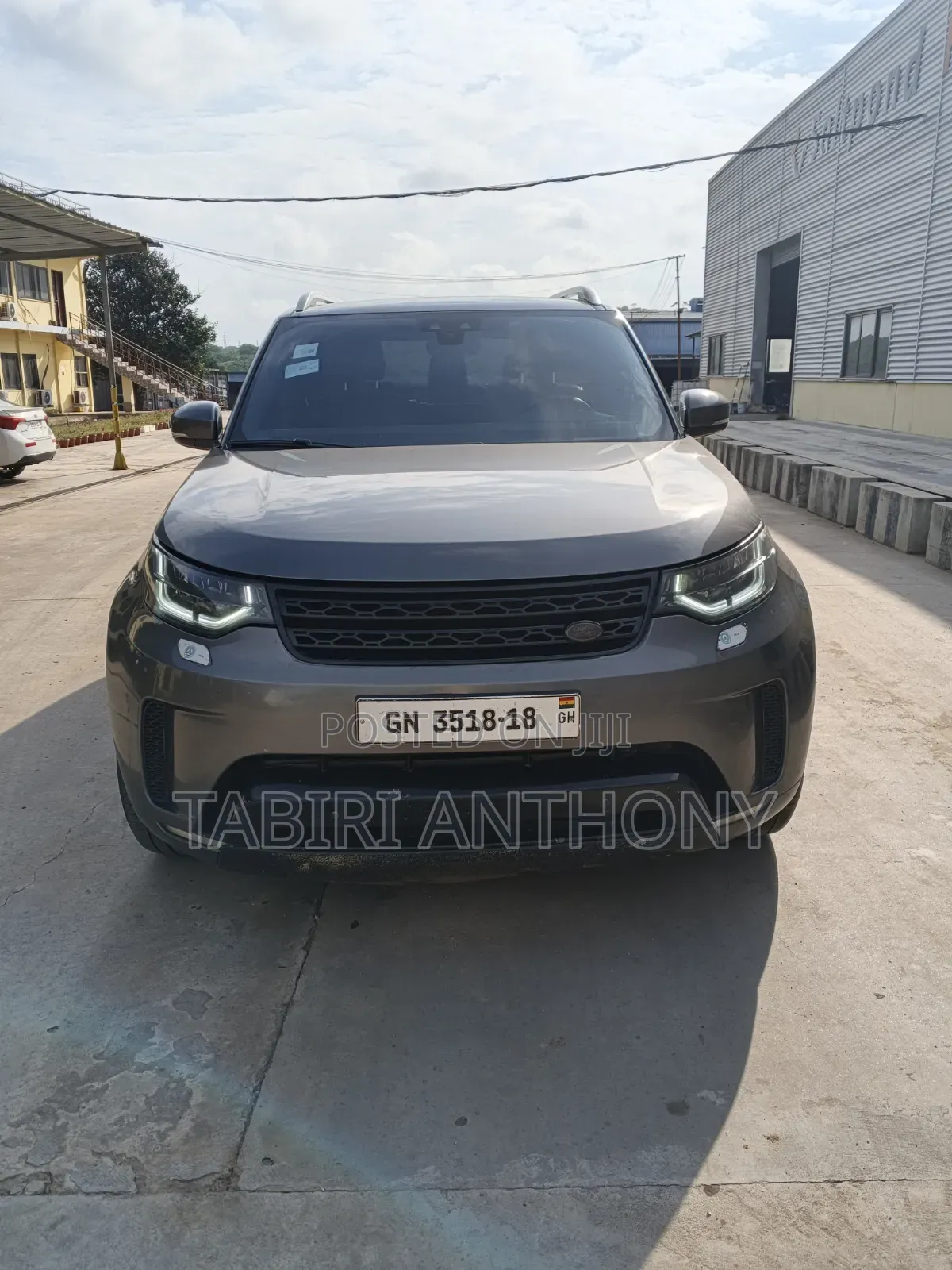 Land Rover Discovery 2018 Gray